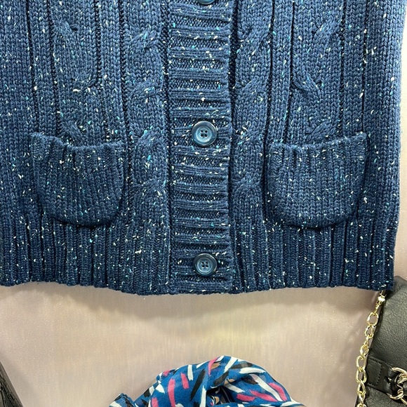 DECREE Sleeveless Open Neck Sweater - NWOT - Picture 6 of 7